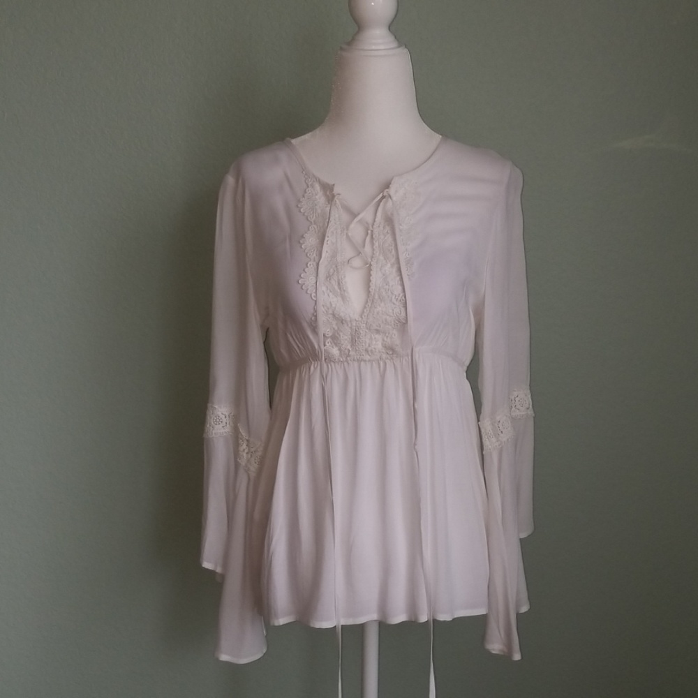 Winter white boho bell sleeve blouse